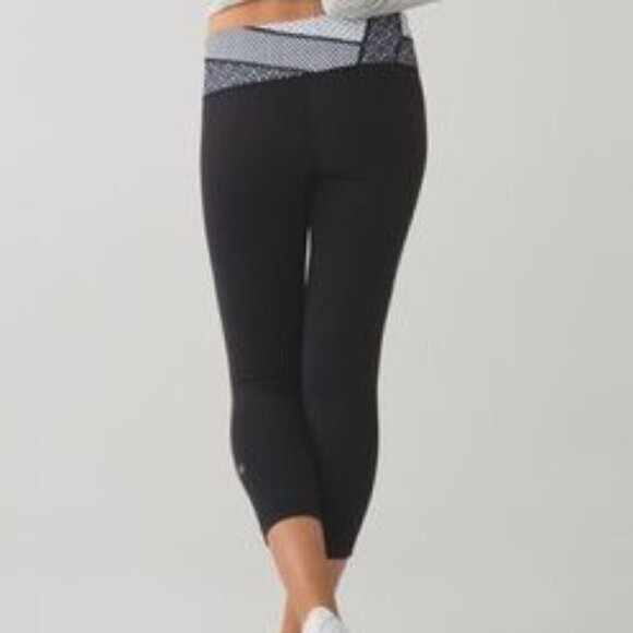 Lululemon Wunder Under Crop III Leggings Full-On Luon Size 6 - Picture 2 of 9